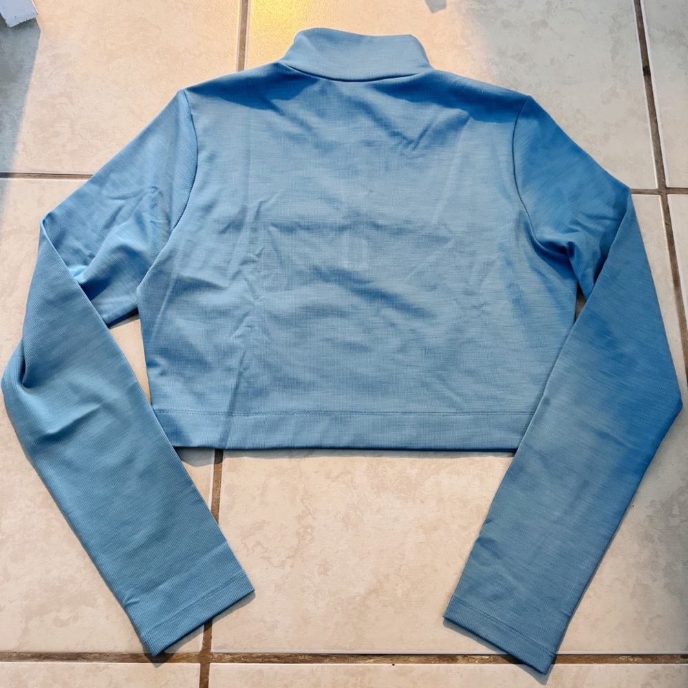 NWT Vuori Lux Rib Half Zip Long Sleeve Cropped Top in Stillwater Blue - Picture 7 of 10